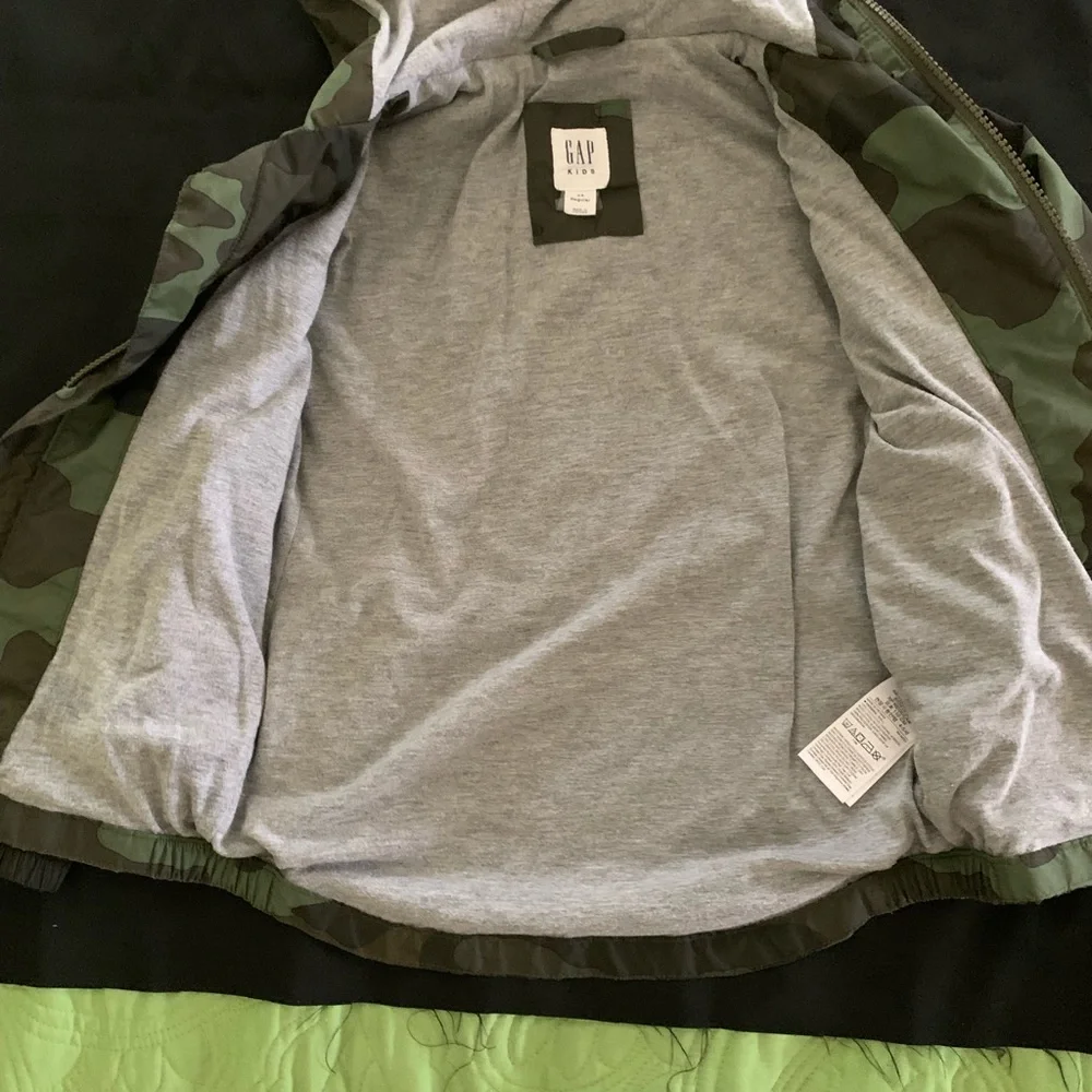Gap All Weather, Camo, Lined, Hooded Jacket Sz XS GOOD condition